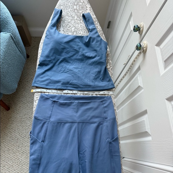 Blue Fabletics Set - Picture 3 of 15